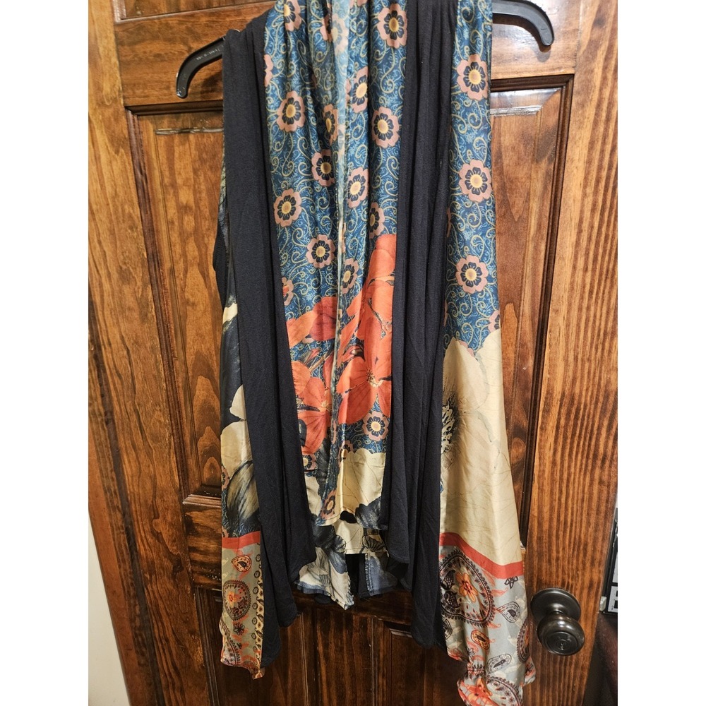 Ania A Vintage Vest Womens Small Hibiscus Roses Uneven Hem Multicolor Silky Open